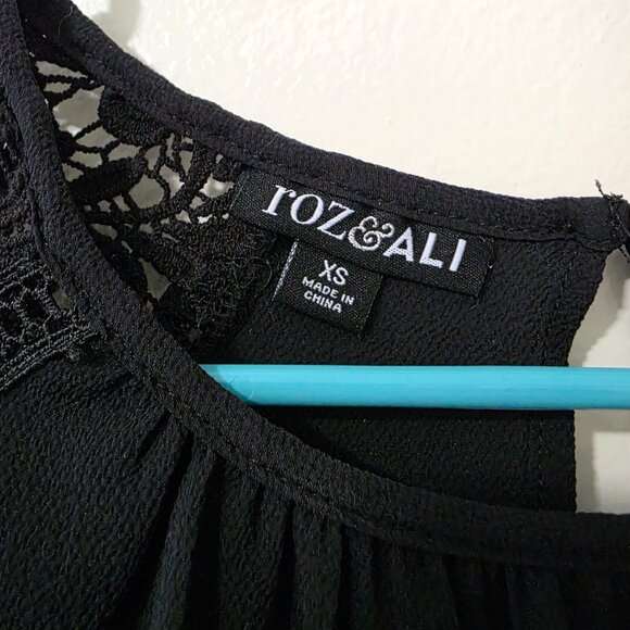 Roz & Ali blouse - Picture 3 of 3